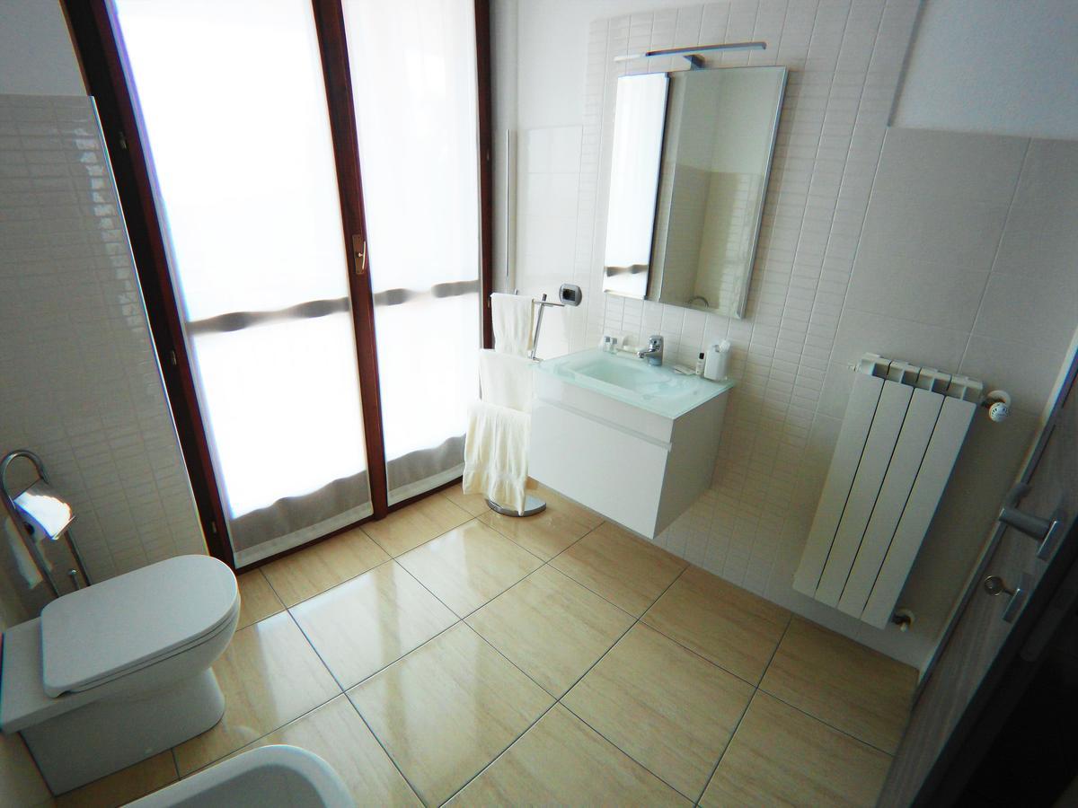 La Tarantola Bed & Breakfast Vermezzo ภายนอก รูปภาพ