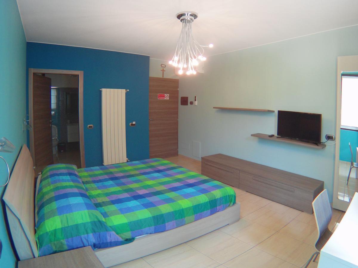 La Tarantola Bed & Breakfast Vermezzo ภายนอก รูปภาพ