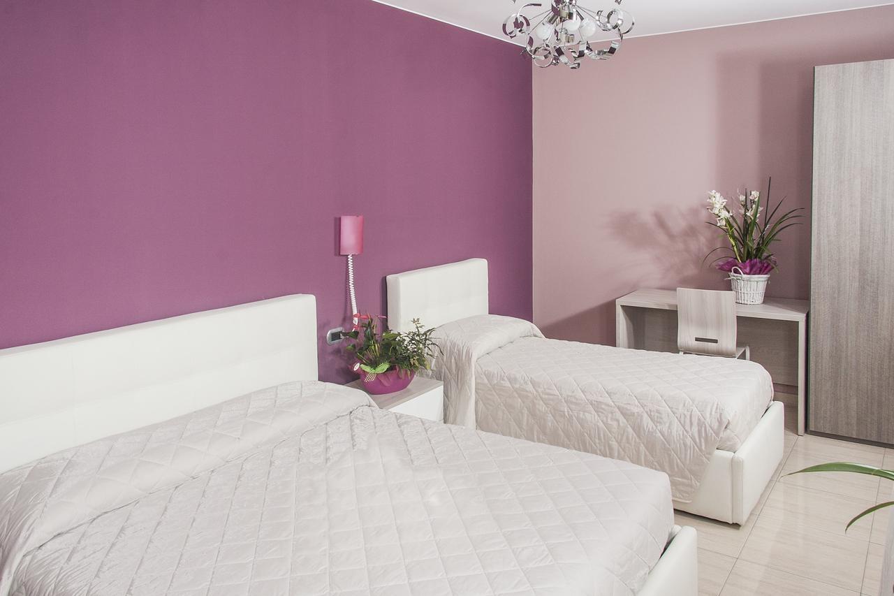 La Tarantola Bed & Breakfast Vermezzo ภายนอก รูปภาพ