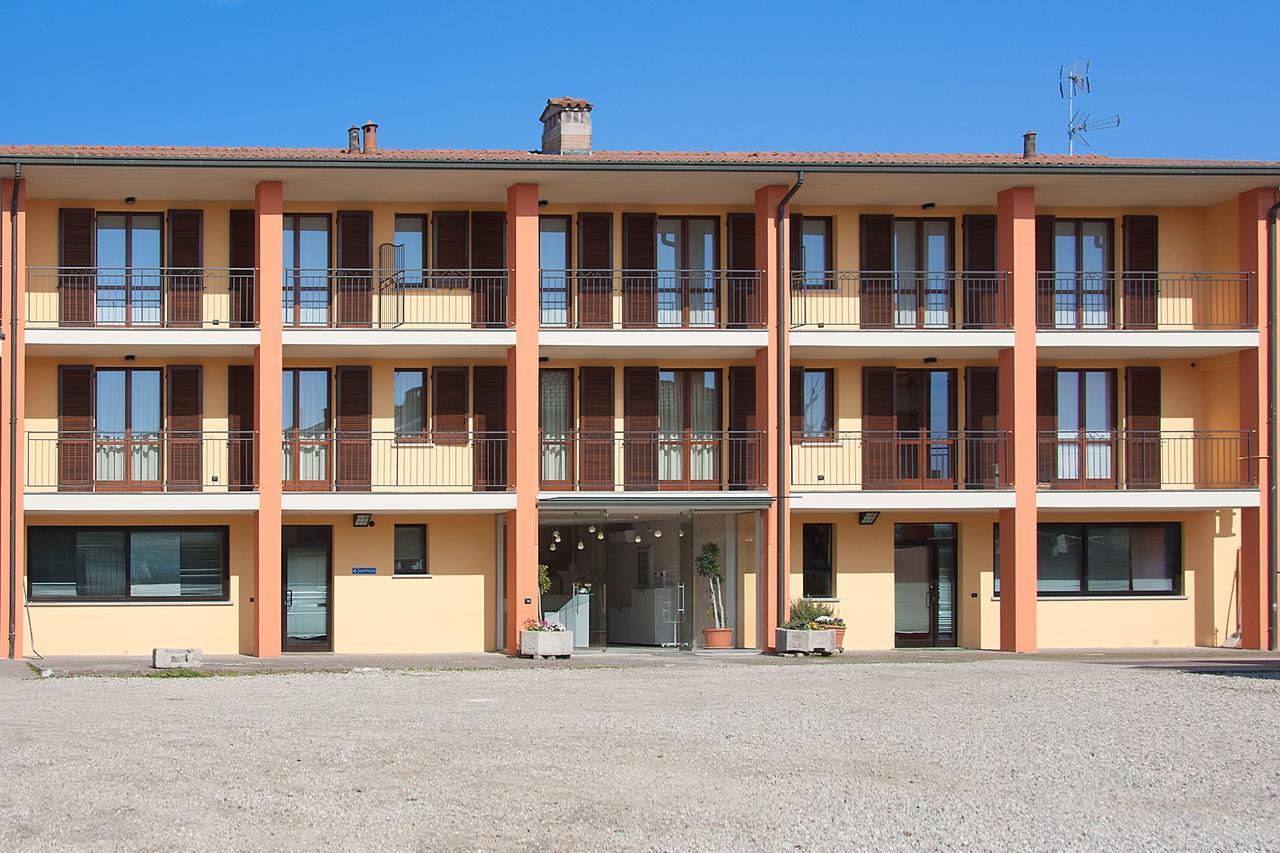 La Tarantola Bed & Breakfast Vermezzo ภายนอก รูปภาพ