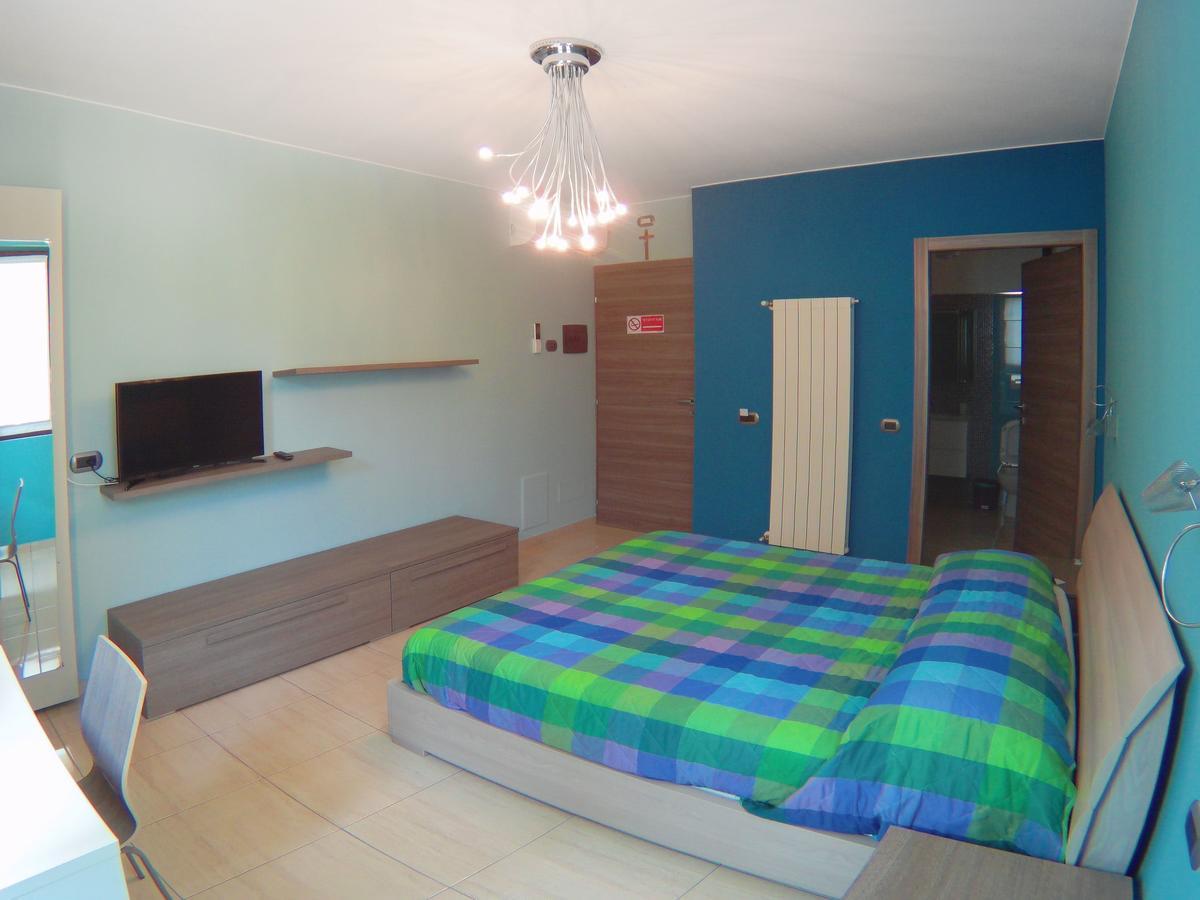 La Tarantola Bed & Breakfast Vermezzo ภายนอก รูปภาพ